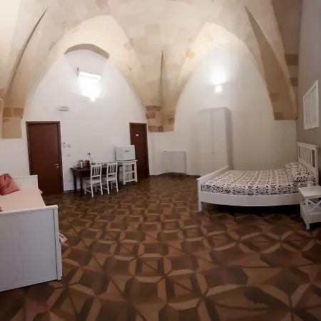 Palazzo Primitivo * Manduria